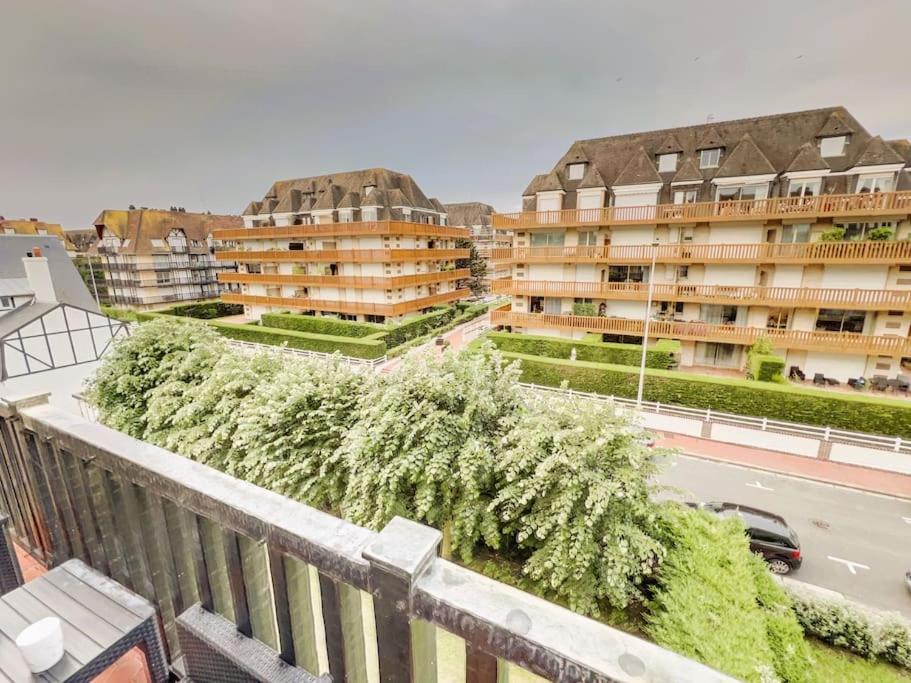 Deauville Triangle D'Or Proche Mer & Casino Aux Clefs Des Sacres Exterior photo